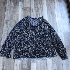 Vince Camuto mesh black top with cami